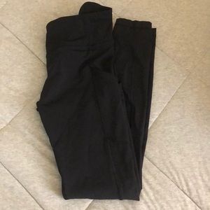 Black lululemon leggings